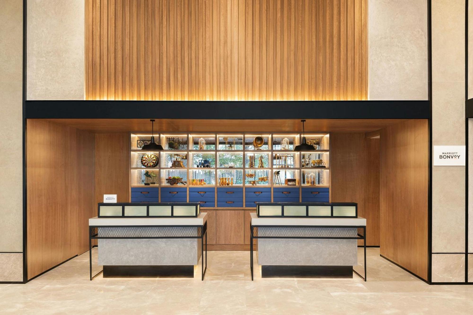 Four Points By Sheraton Нашик Екстериор снимка